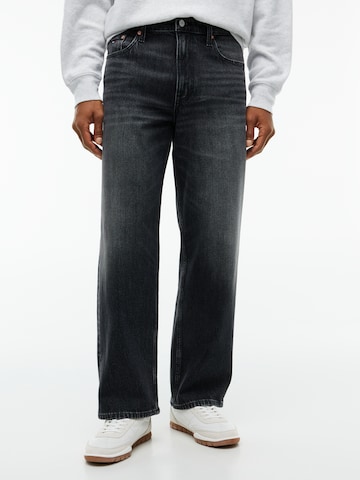 Tommy Jeans Loose fit Jeans 'JAIMIE' in Black: front