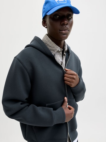 Sweat-shirt JACK & JONES en bleu