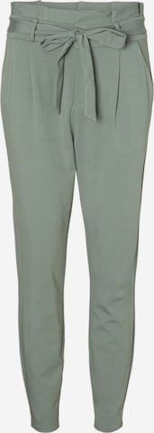 Vero Moda Curve Tapered Pleat-Front Pants in Green: front