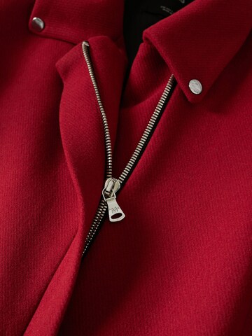 Palton de primăvară-toamnă 'SANDY' de la MANGO pe roșu