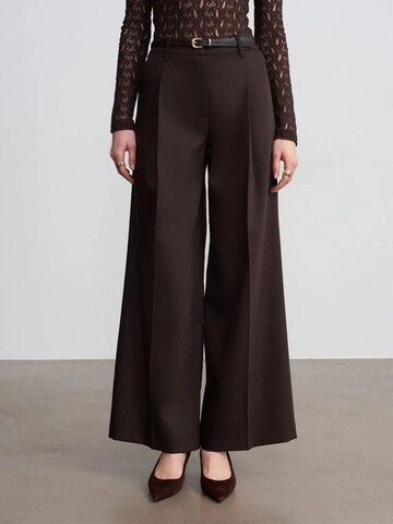 Dilvin Wide leg Pants in Brown