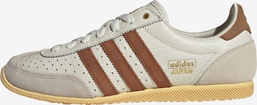 Baskets basses 'Japan' ADIDAS ORIGINALS en blanc : devant