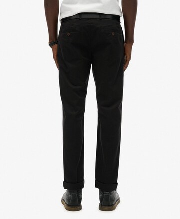 Regular Pantalon chino Superdry en noir