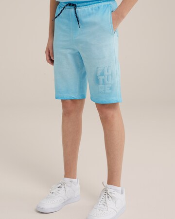 WE Fashion Regular Trousers in Blue: front
