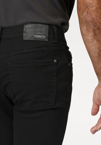 PIONEER Regular Jeans 'Rando' in Zwart