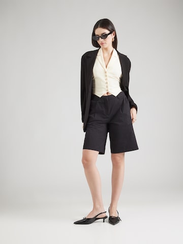 VERO MODA Loosefit Laskoshousut värissä musta