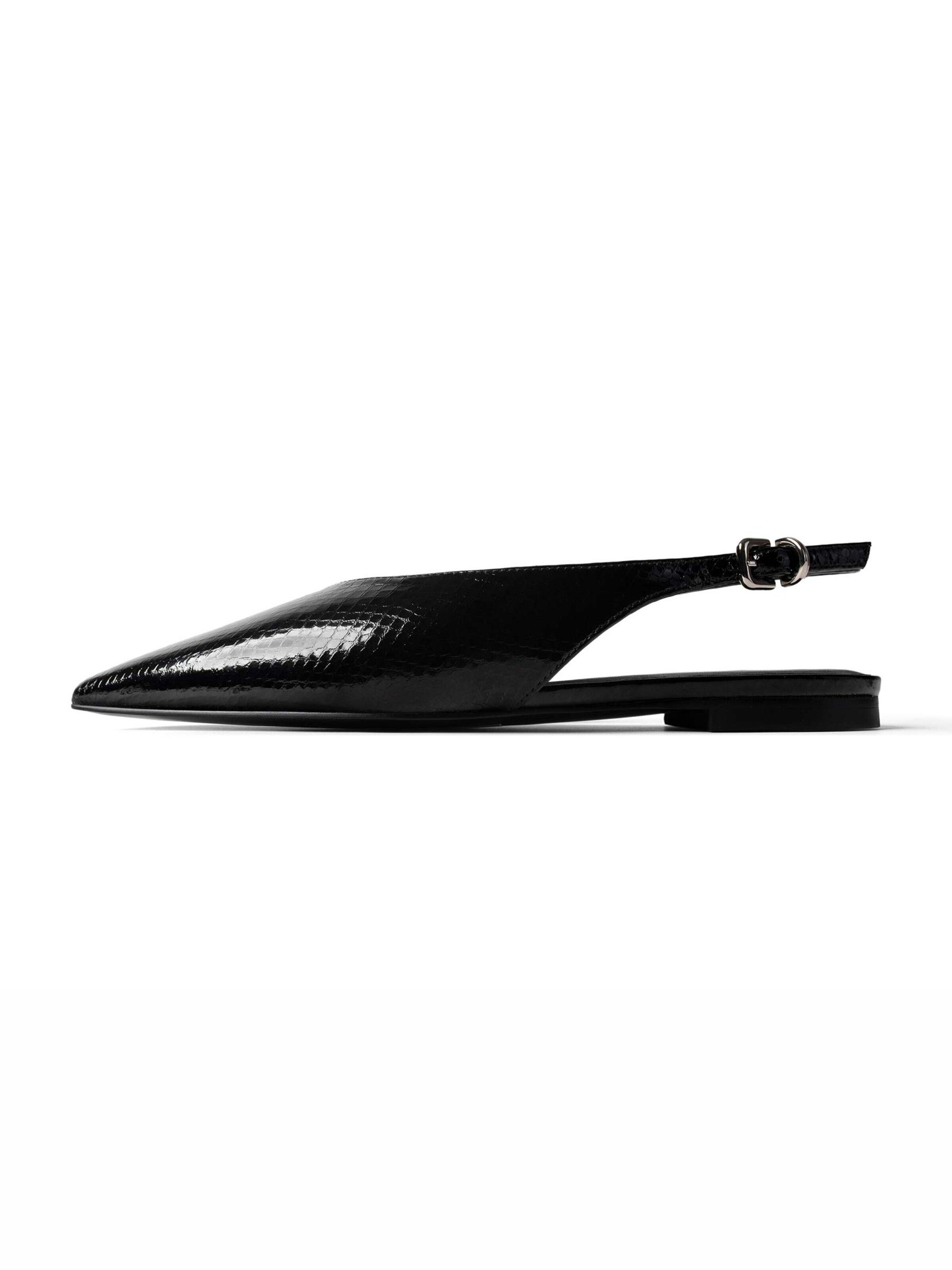 L37 HANDMADE SHOES - Sapato Slip-on 'THE MORNING AFTER JUNE' em preto: frente