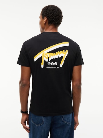 Tommy Jeans Μπλουζάκι σε μαύρο: μπροστά