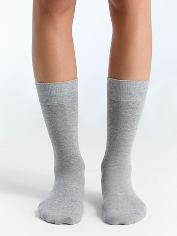 Albero Natur Socks 'Bio-Baumwoll-Socken mit längerem Bündchen - 2er Pack' in Grey