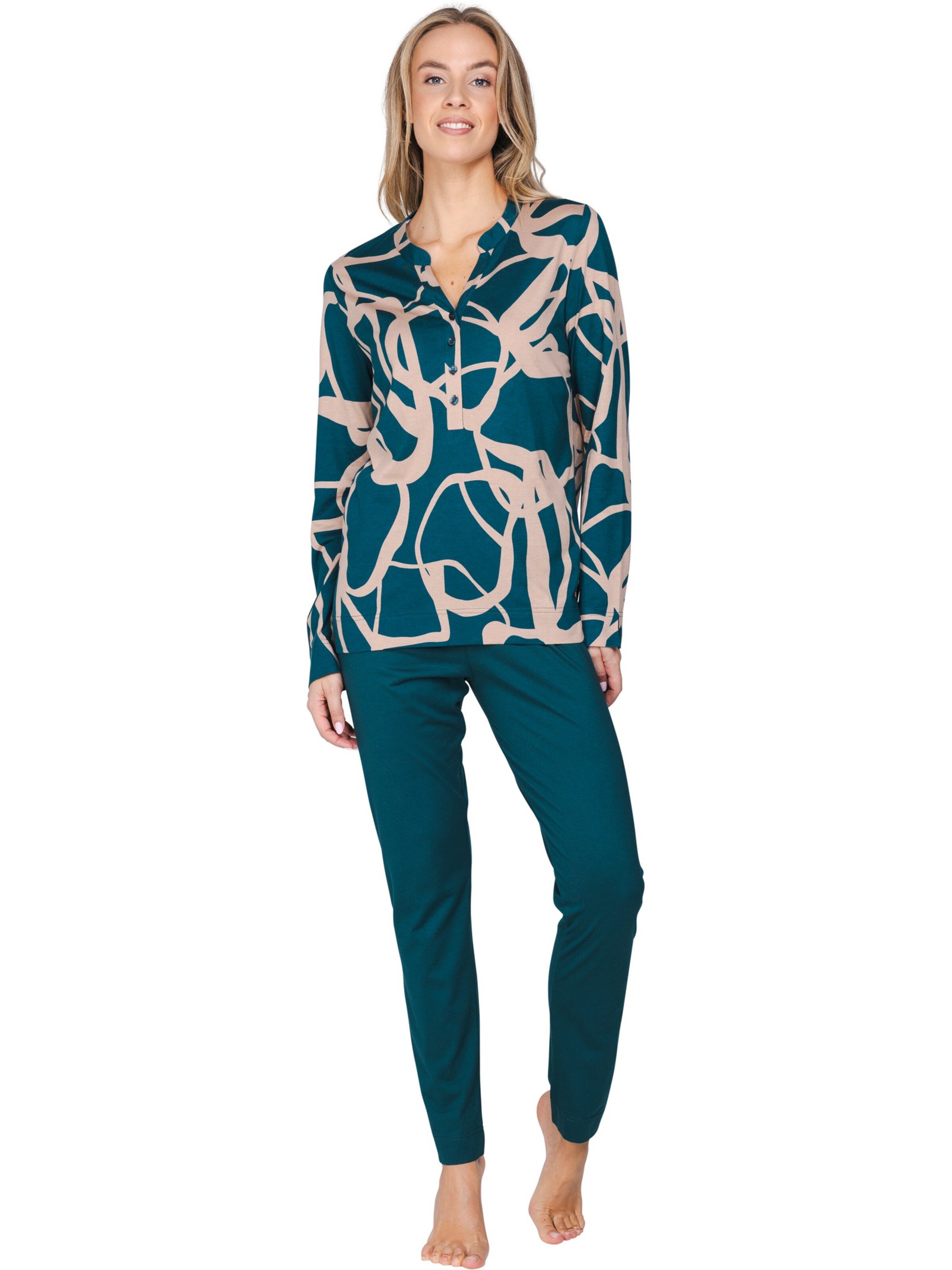 Pastunette Pyjama 'Premium - Couture'‌‌‌‌ in Beige