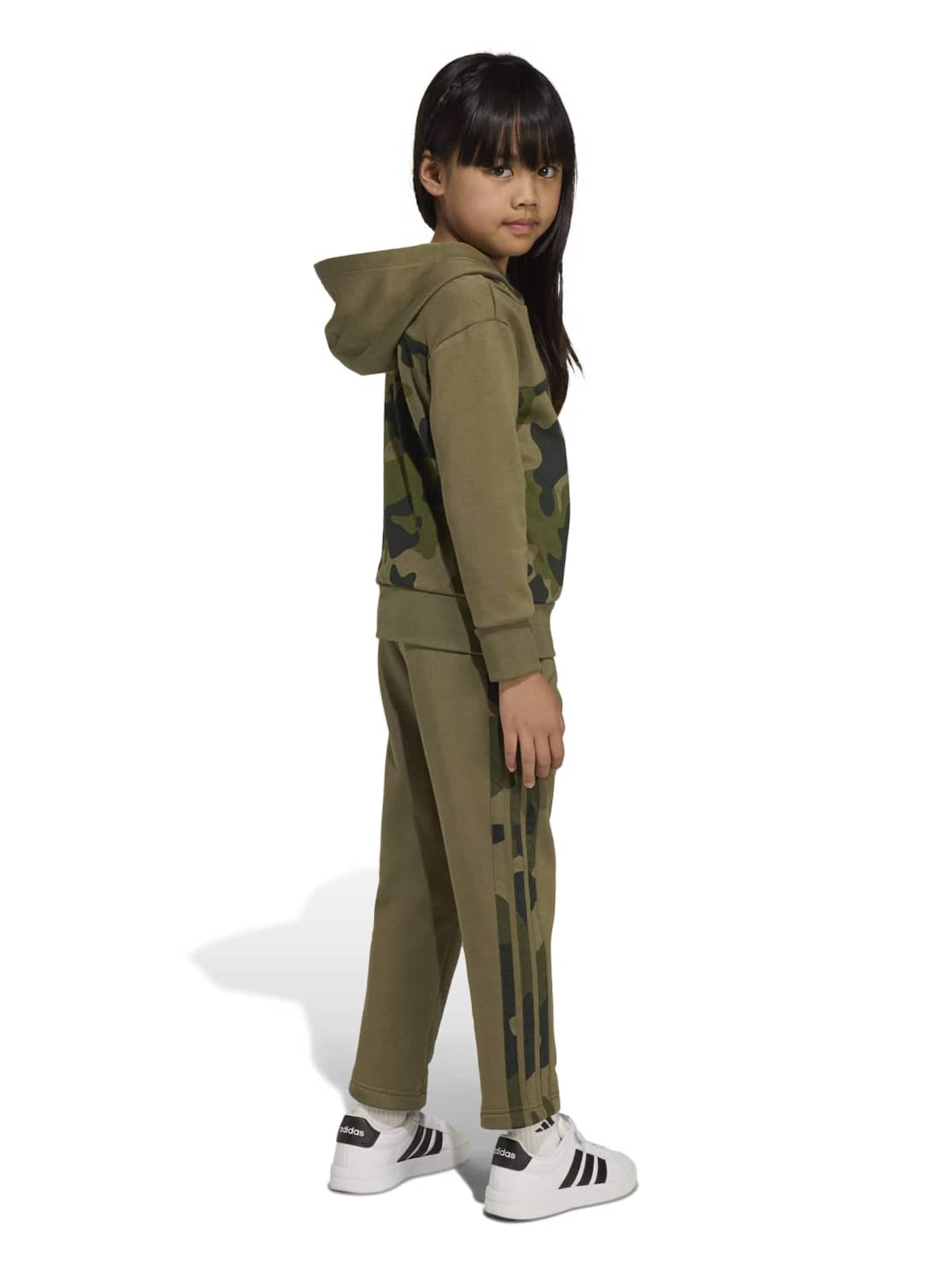 ADIDAS SPORTSWEAR Tréningový komplet - Zelená