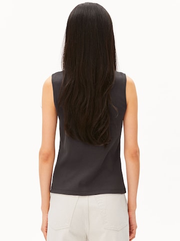 ARMEDANGELS Top in Grijs