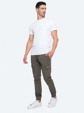 Coupe slim Pantalon cargo 'Bloomfield' Threadbare en vert