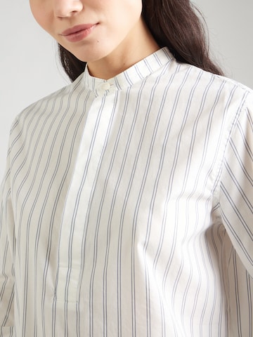 NAPAPIJRIBluza 'GIOIA' - bijela boja