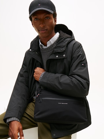 TOMMY HILFIGERTorba preko ramena - crna boja