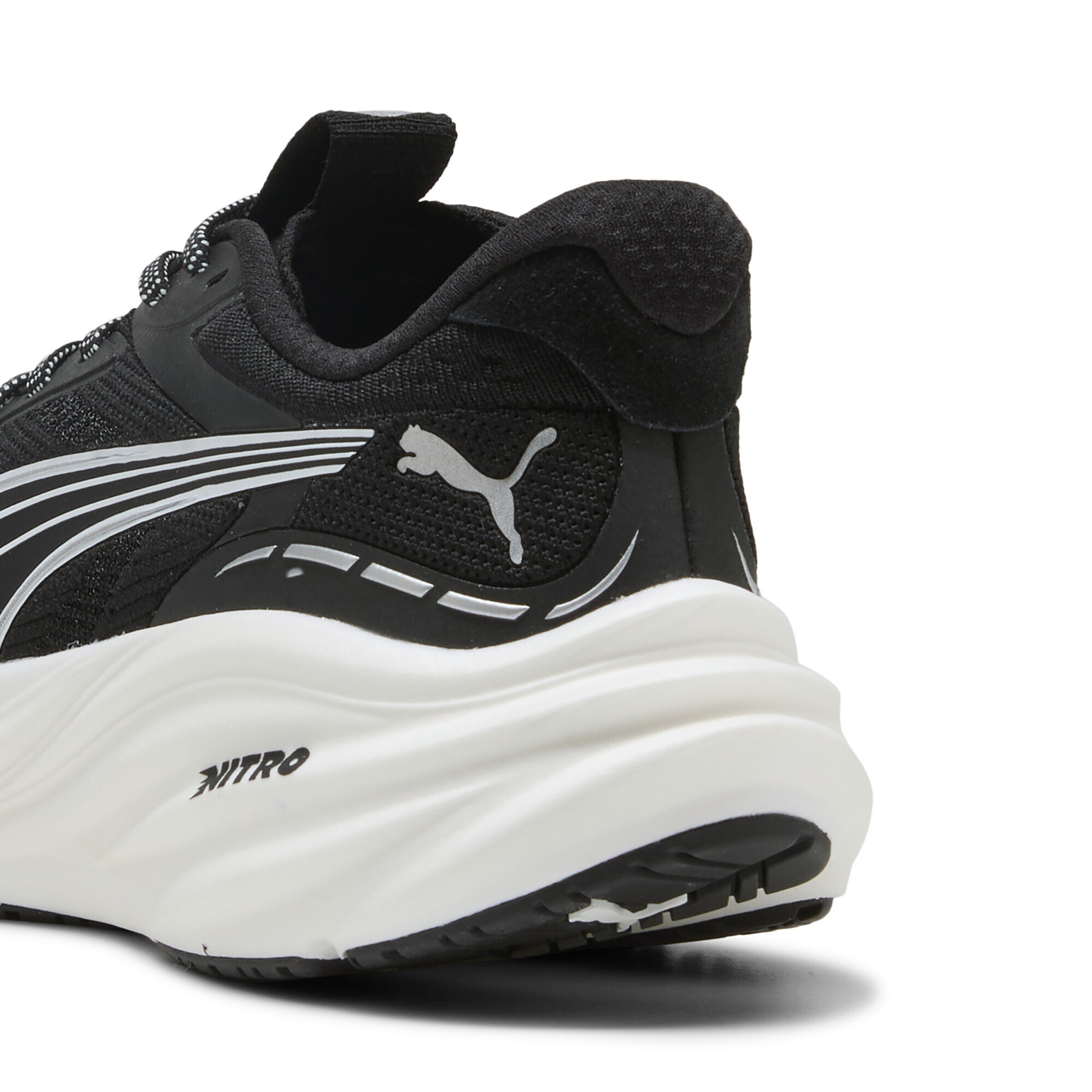 PUMA Laufschuh 'Magnify Nitro™ 3' in Schwarz