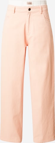 rožinė Karo Kauer Laisvas Džinsai: priekis