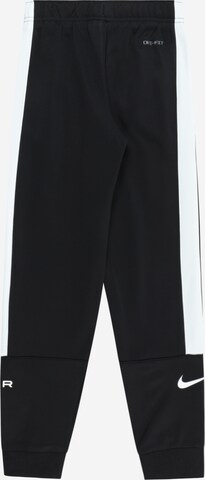 Effilé Pantalon 'AIR' Nike Sportswear en noir