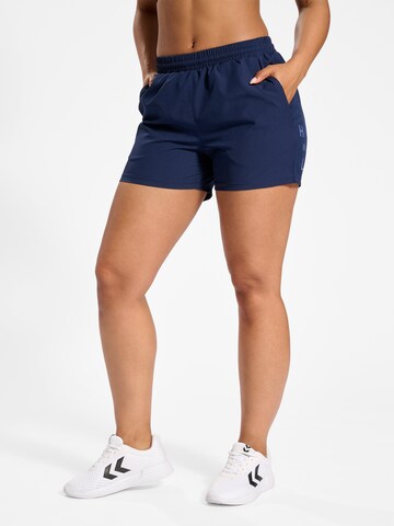 Hummel Regular Workout Pants in Blue: front