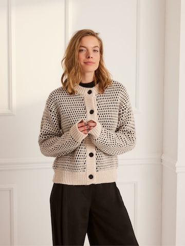 Cardigan 'Carmina' Guido Maria Kretschmer Women en beige : devant