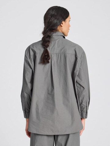 Camicia da donna 'Astrid' di Gai+Lisva in grigio