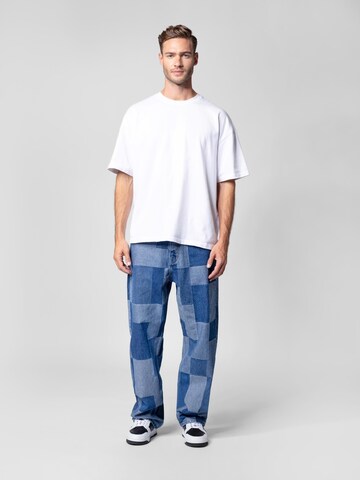 YVZ Denim Baggy Jeans 'Saturn' in Blue: front