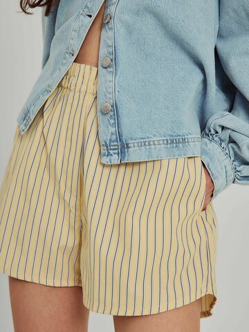 NORR Szabványos Nadrág - sárga