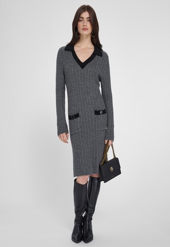 Uta Raasch Knitted dress in Grey: front