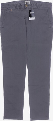 Tommy Jeans Pants in 34 in Grey: front