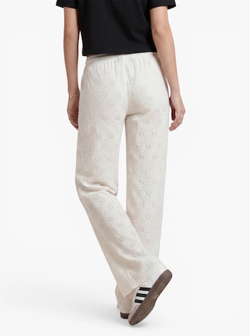 Loosefit Pantalon 'ONLSMILLA' ONLY en blanc