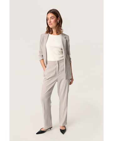 Regular Pantalon 'Shirley' SOAKED IN LUXURY en gris : devant
