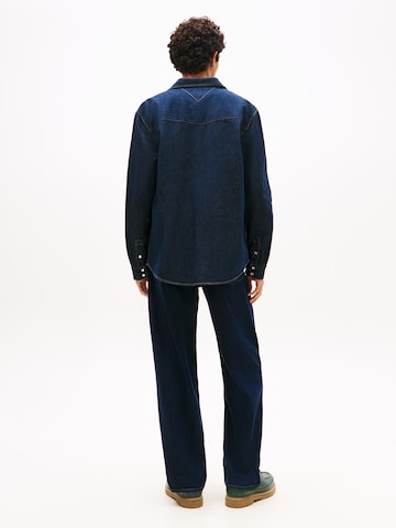 Tommy Jeans Средняя посадка Рубашка в Синий