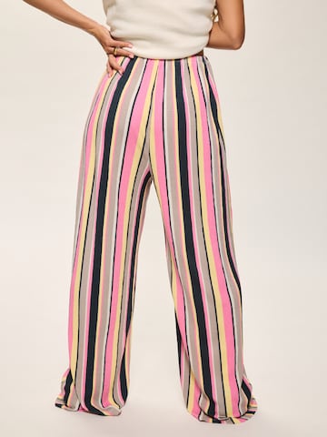 Kamila Šikl Loosefit Hose in Mischfarben