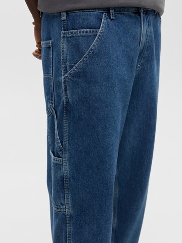 Pull&Bear Loosefit Jeans in Blau