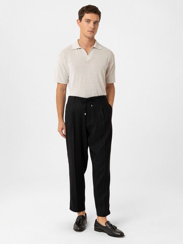 Regular Pantalon à pince 'Jelani' Antioch en noir