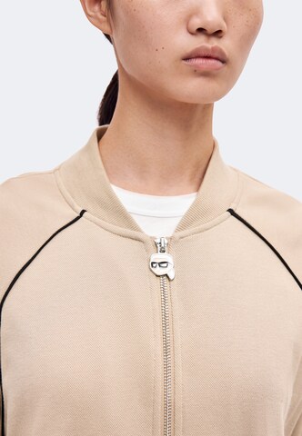 Karl Lagerfeld Collegetakki 'IKON' värissä beige
