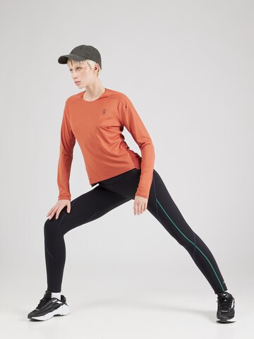 On Funktionsshirt in Braun