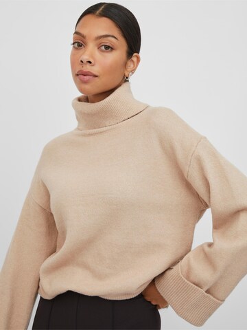 VILA Sweater in Brown