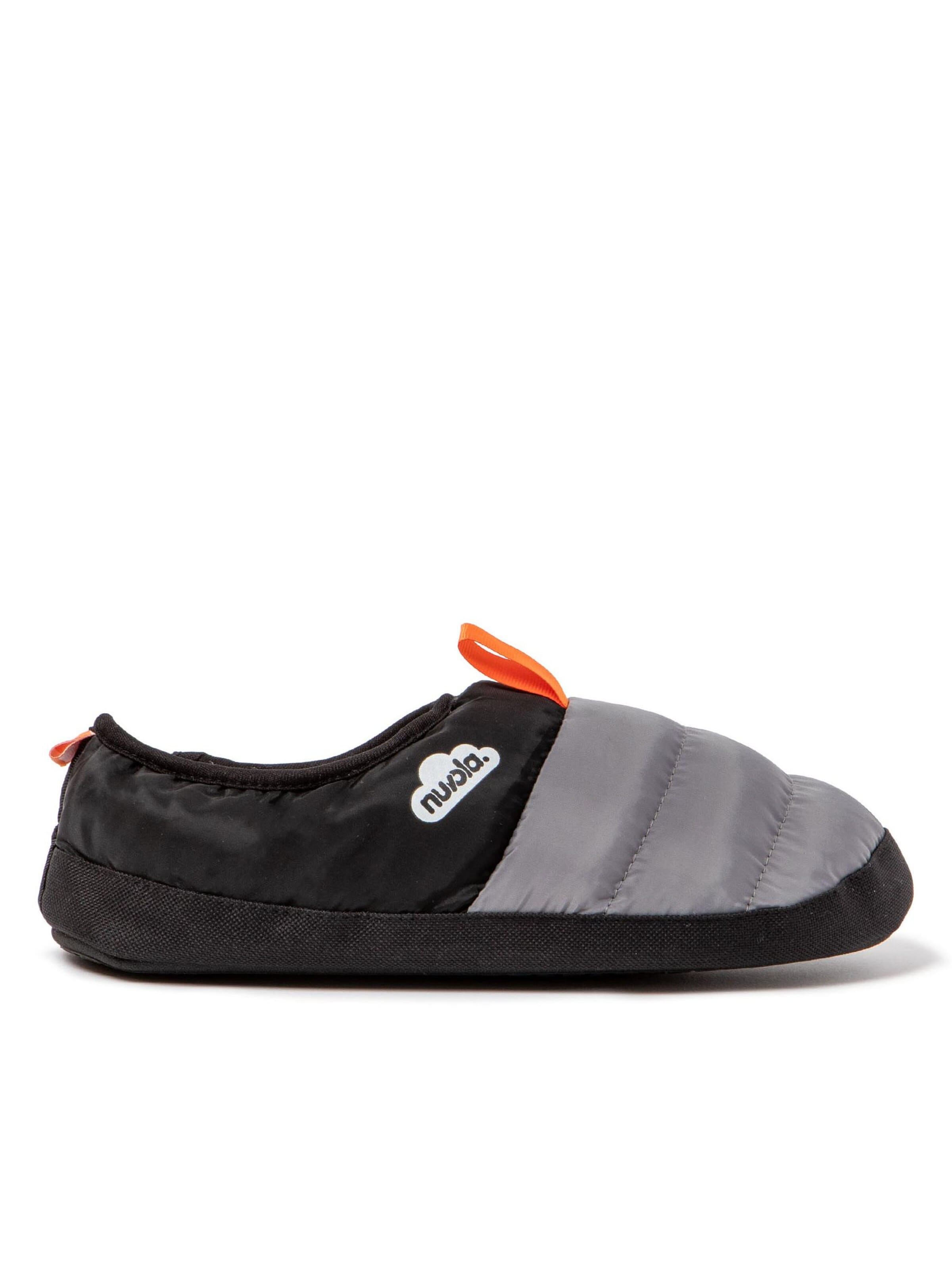 Ciabatta 'Classic Shades' di Nuvola. in nero