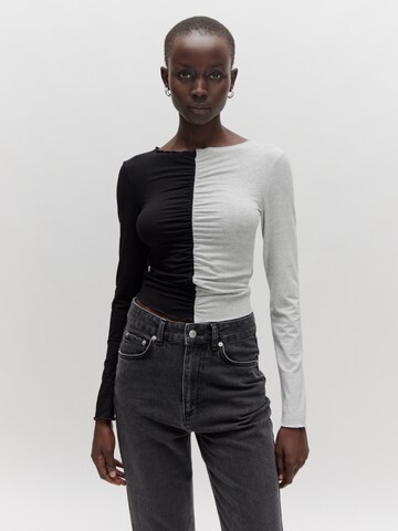 EDITED - Camiseta 'Karolina' en gris: frente
