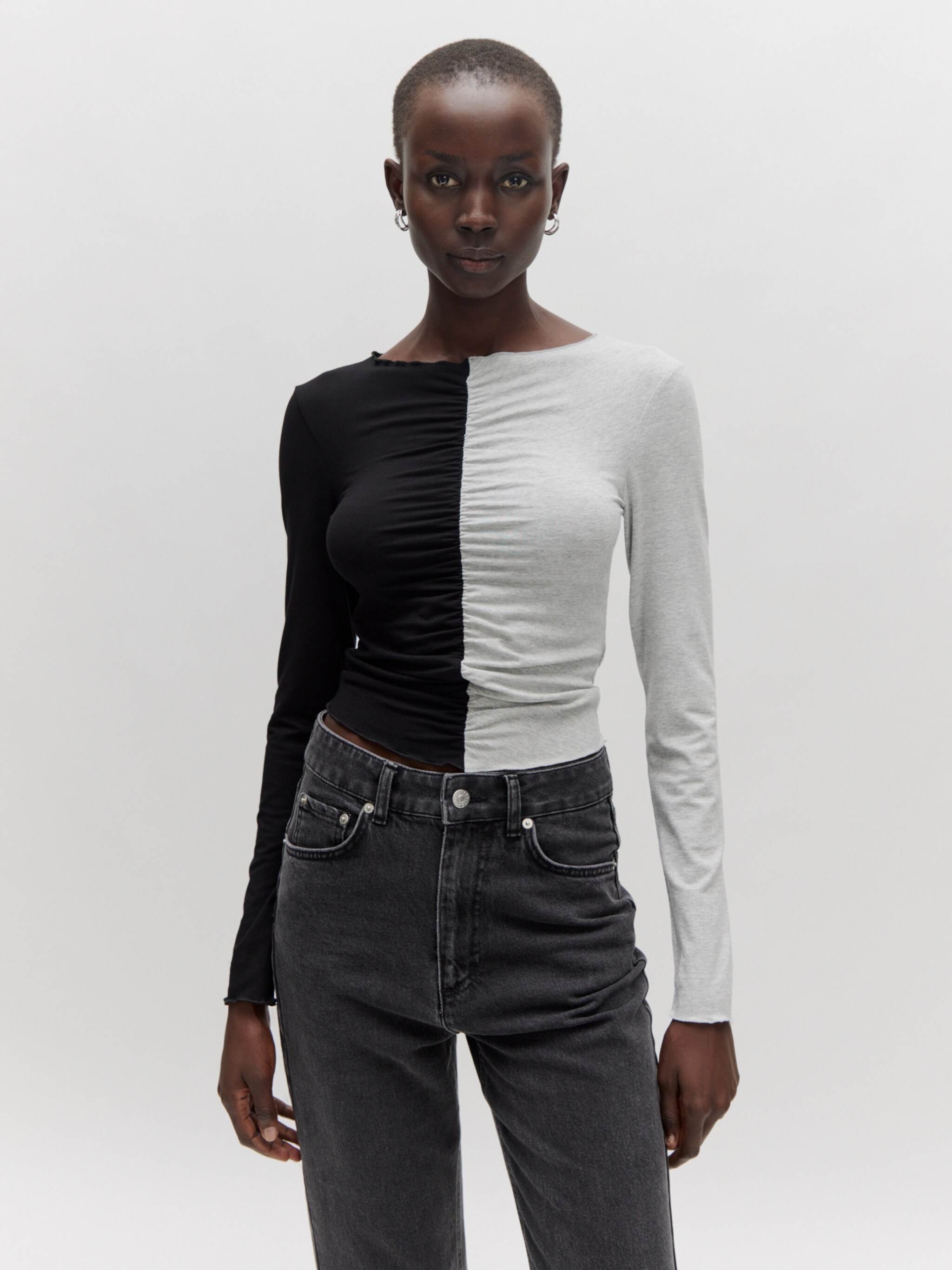 EDITED Producten Shirt 'Karolina' Grijs
