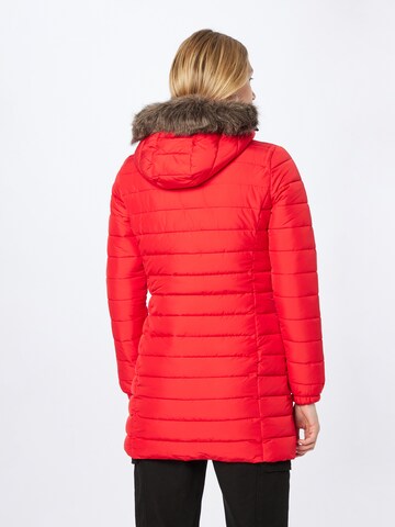 Manteau d’hiver Superdry en rouge