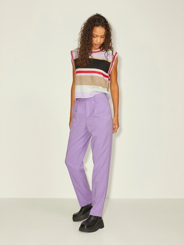 JJXX Regular Pleat-front trousers 'Chloe' in Purple