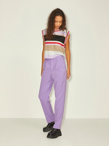 JJXX Regular Pleat-Front Pants 'Chloe' in Purple