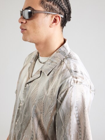 Carlo Colucci Comfort fit Button Up Shirt in Beige
