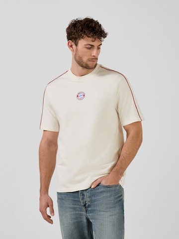 FC BAYERN MÜNCHEN Shirt in White: front