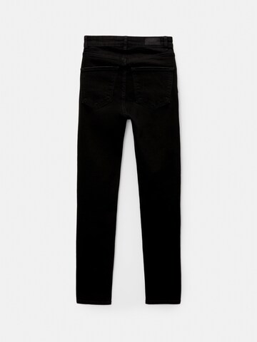 Pull&Bear Skinny Fit Дънки в черно