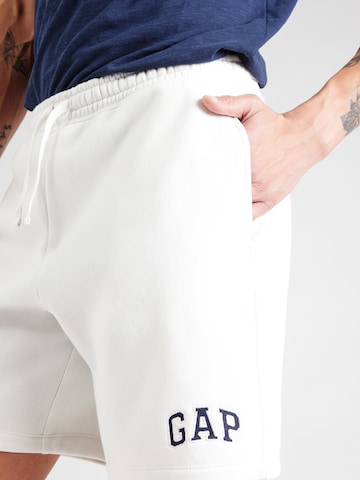 Regular Pantaloni 'HERITAGE' de la GAP pe gri