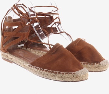 Aquazzura Flats & Loafers in 38 in Brown: front