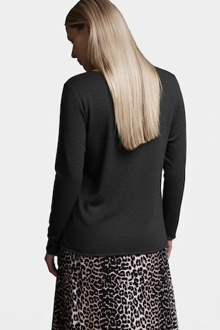 Cotton Candy Shirt in Black